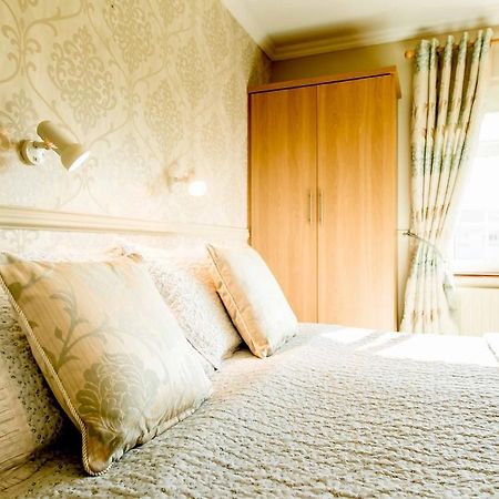 Riverwalk House B&B Oughterard Exteriér fotografie