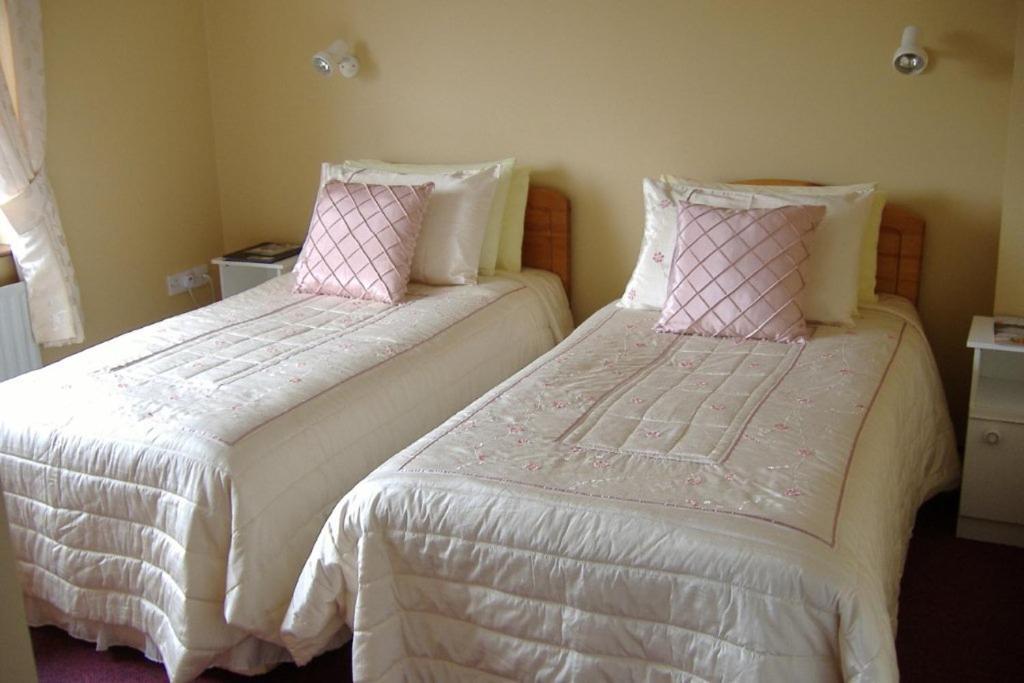 Riverwalk House B&B Oughterard Exteriér fotografie