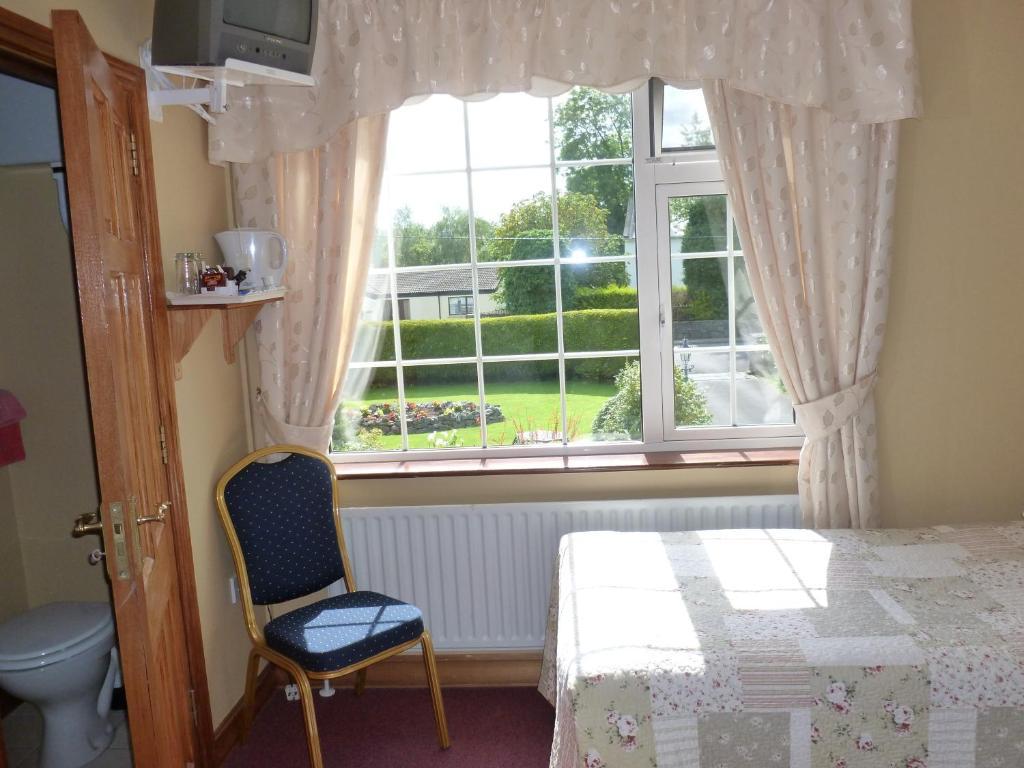 Riverwalk House B&B Oughterard Exteriér fotografie